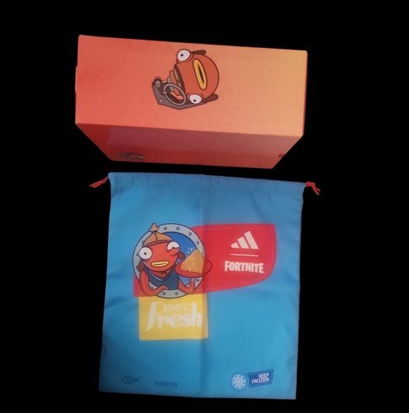 Unisex Adidas UltraBoost Black and Orange Fortnite  Sneakers. Size 10/11 - Picture 8 of 9